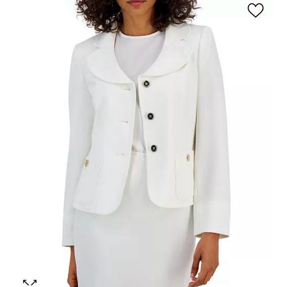 Woman’s Nipon Boutique Vanilla Color Suit - Picture 9 of 11